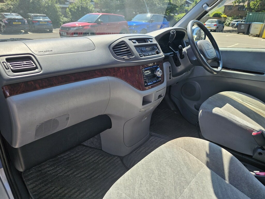 Toyota HiAce 2.5 280 Swb D-4d Silver #10