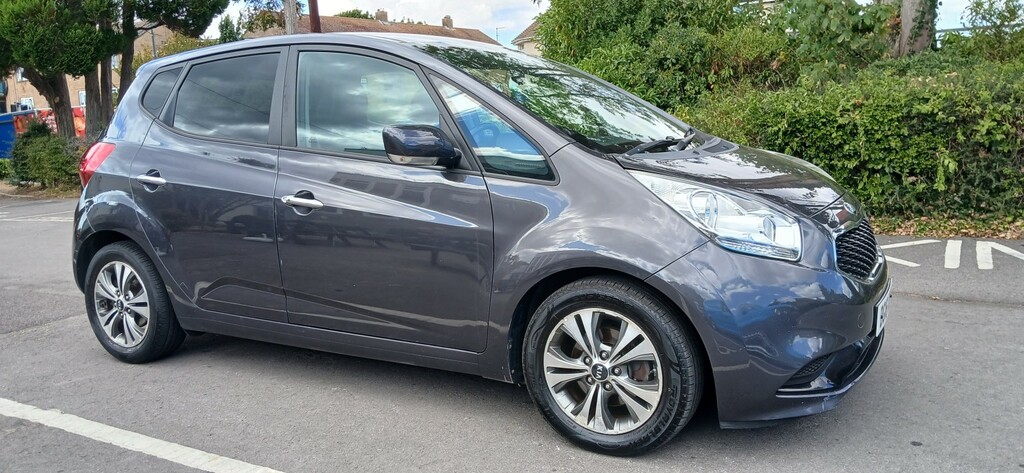 Kia Venga 1.6 Crdi 4 Silver #2