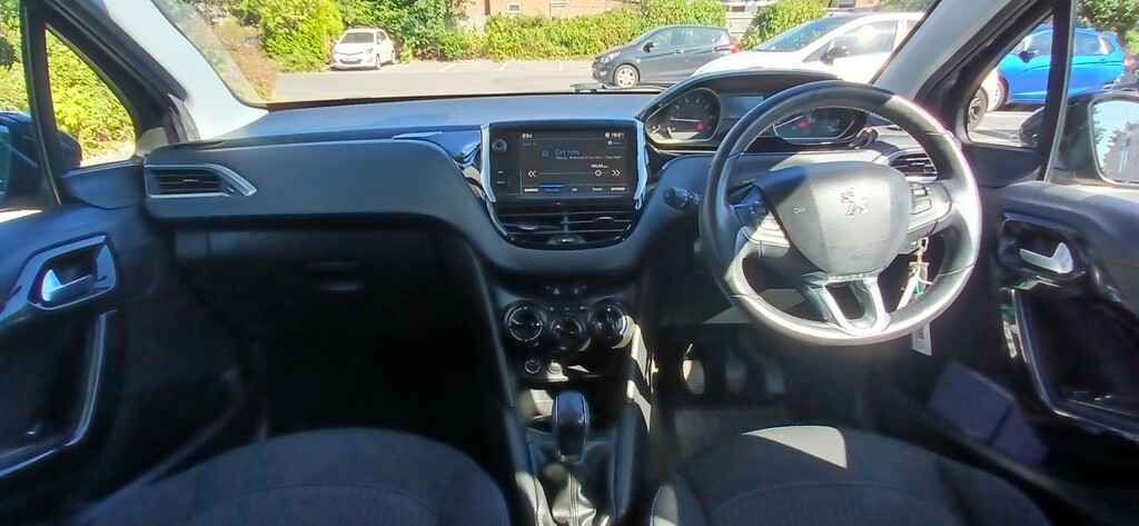 Peugeot 208 1.6 Bluehdi Gt Line Red #15