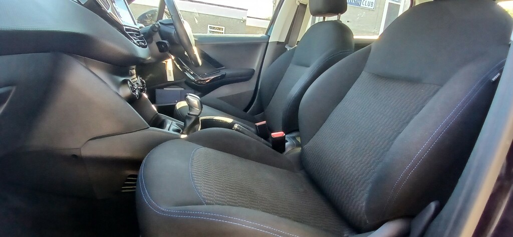 Peugeot 208 1.6 Bluehdi Gt Line Red #14