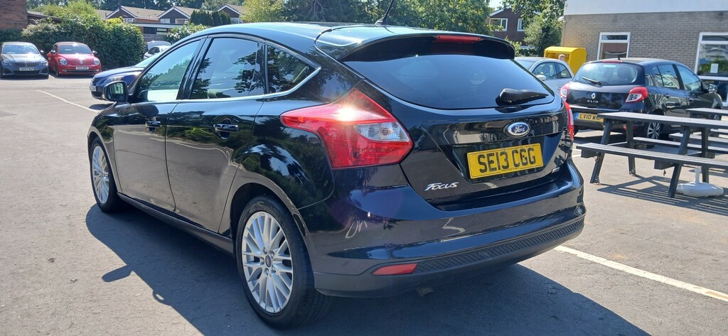 Ford Focus 1.6 Tdci Zetec Black #6