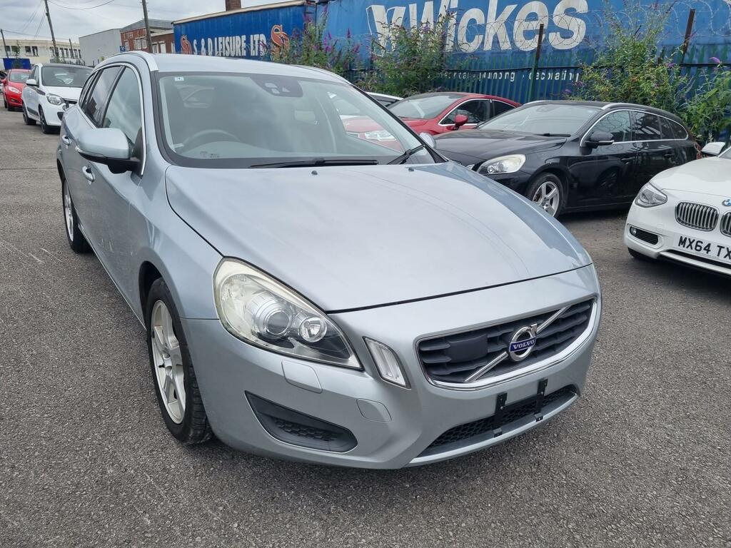 Volvo V60 Se Lux Nav Silver #2