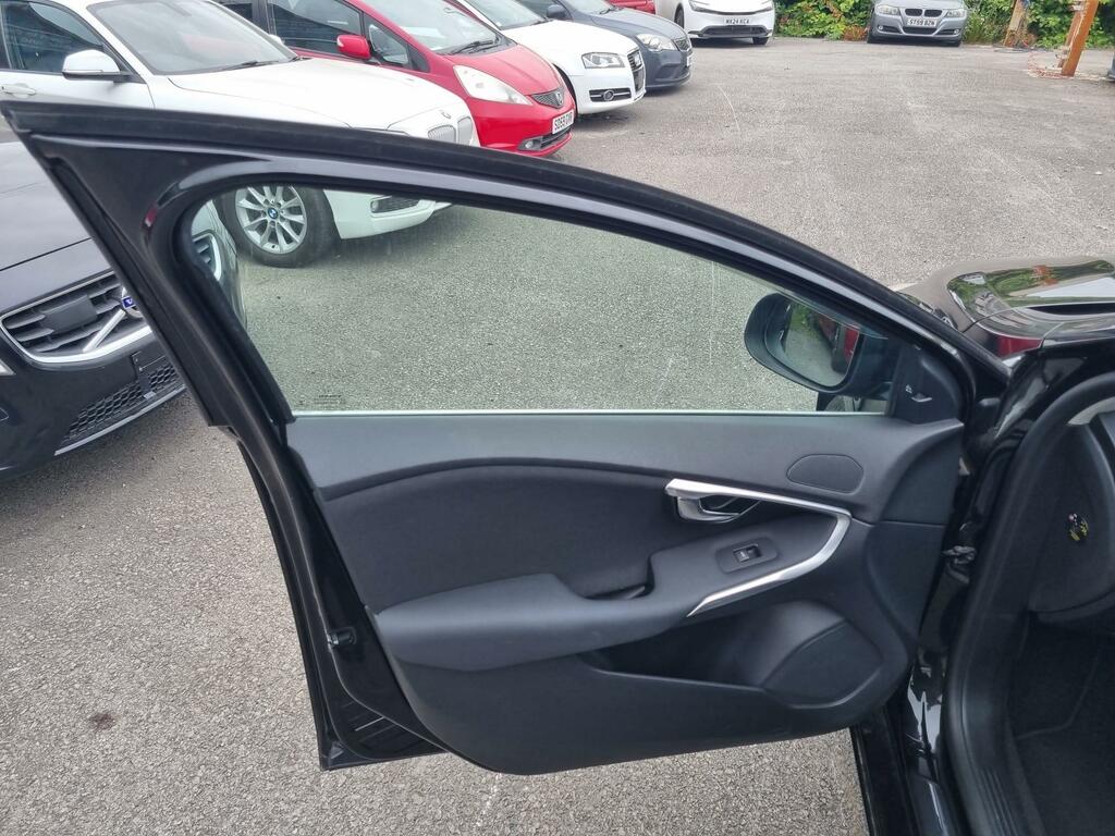 Volvo V40 2.0 D2 Se Nav Hatchback Euro 6 Blue #28