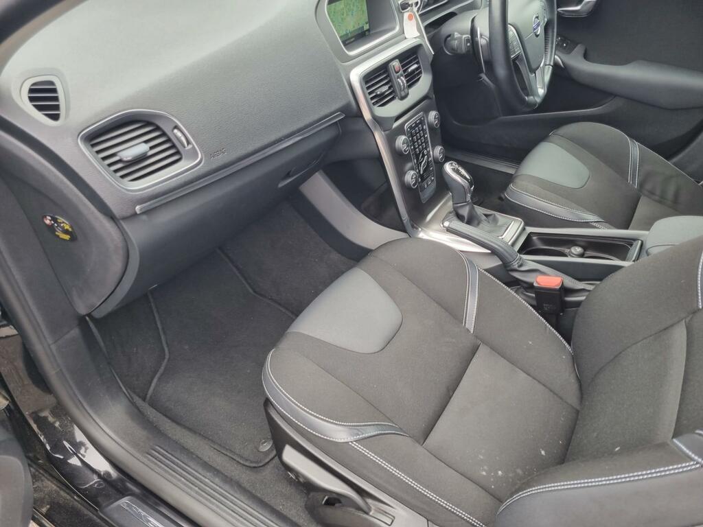 Volvo V40 2.0 D2 Se Nav Hatchback Euro 6 Blue #24