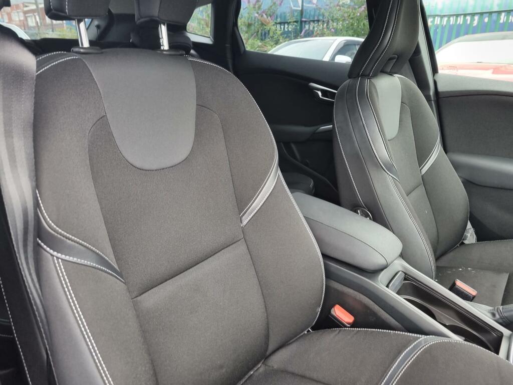 Volvo V40 2.0 D2 Se Nav Hatchback Euro 6 Blue #35