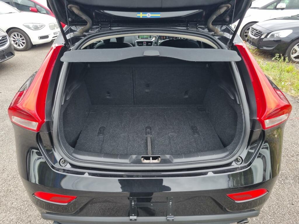 Volvo V40 2.0 D2 Se Nav Hatchback Euro 6 Blue #16