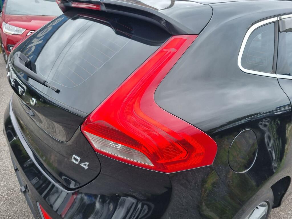 Volvo V40 2.0 D2 Se Nav Hatchback Euro 6 Blue #12