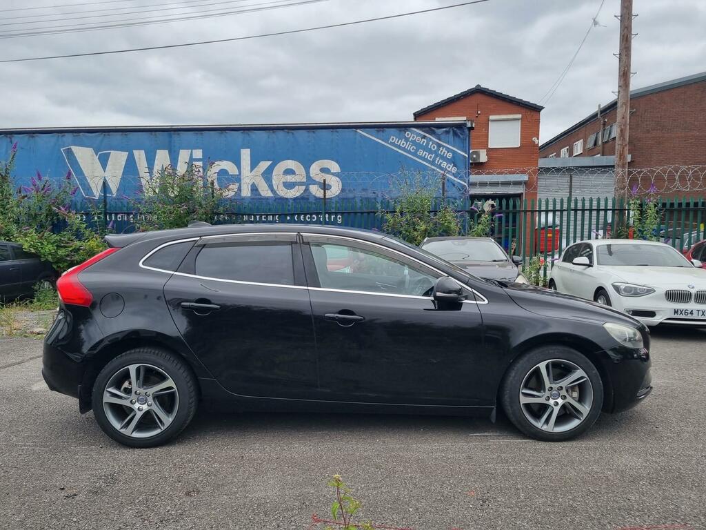 Volvo V40 Se Lux Nav Black