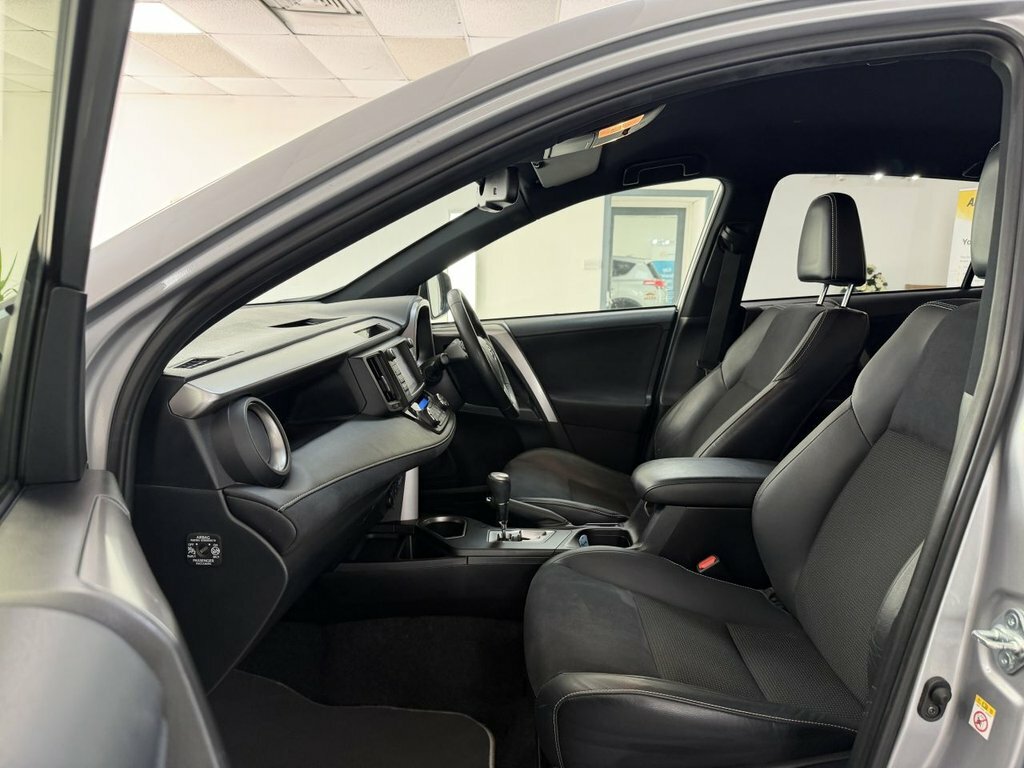 Toyota Rav 4 2.0 D-4d Icon Tss 2Wd Black #18