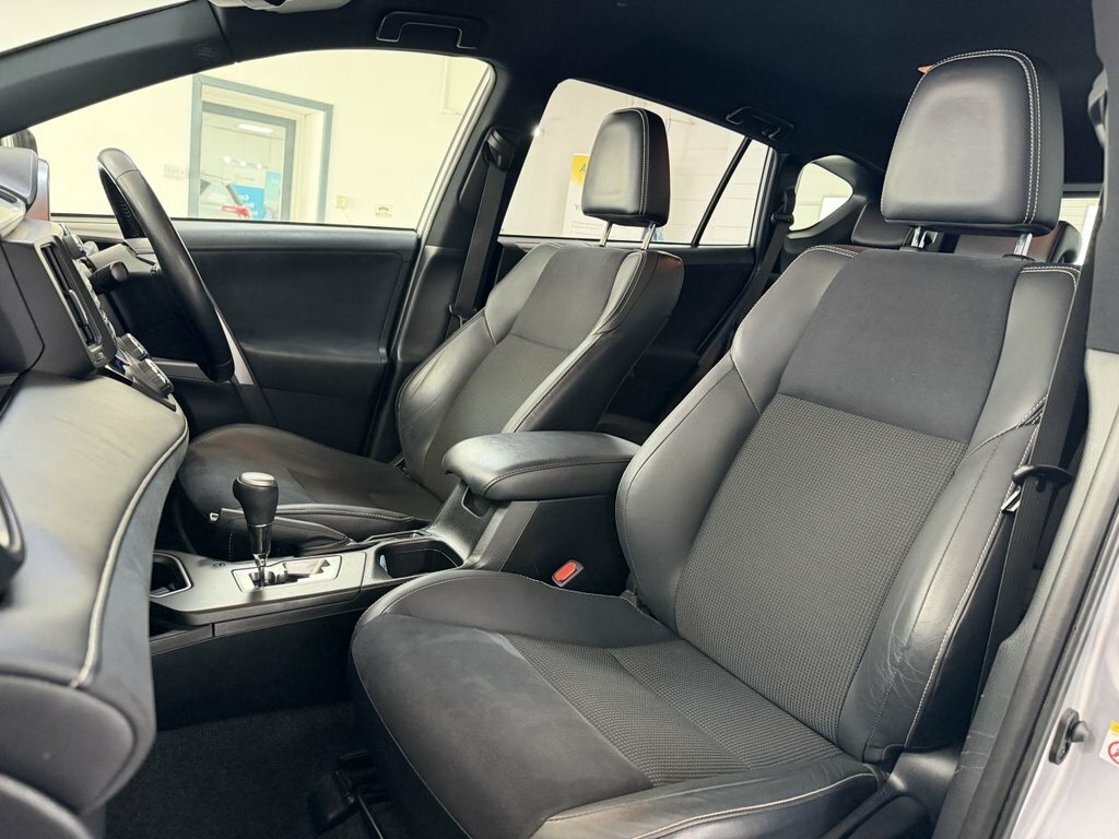 Toyota Rav 4 2.0 D-4d Icon Tss 2Wd Black #19