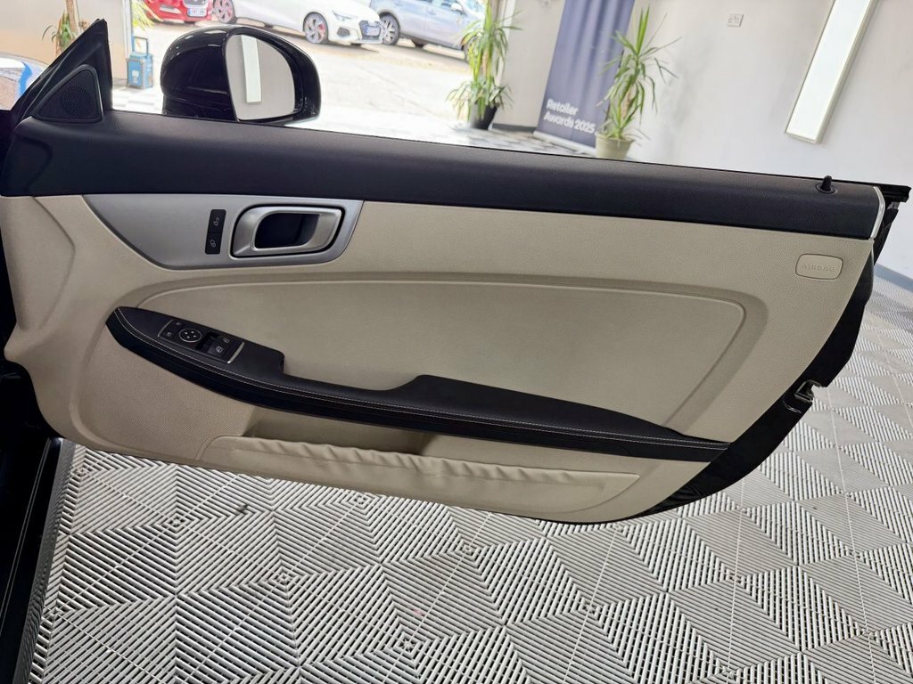 Mercedes-Benz SLK Slk 250 D White #30