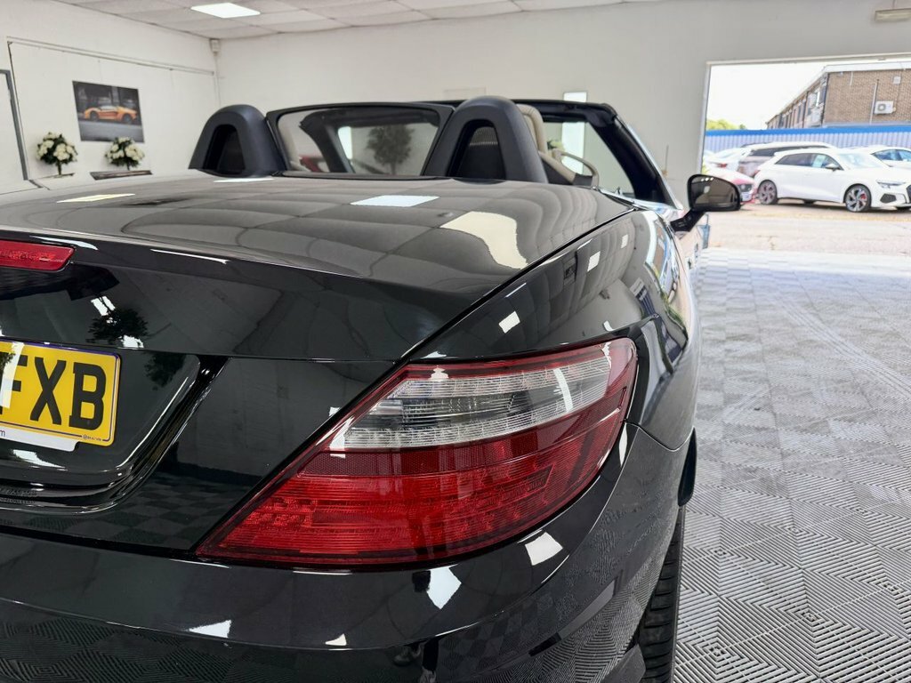 Mercedes-Benz SLK Slk 250 D White #14