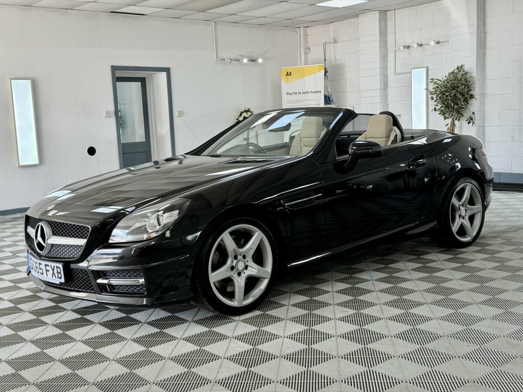 Mercedes-Benz SLK 2015 2.1 Slk250d Amg Sport Convertible Black #5