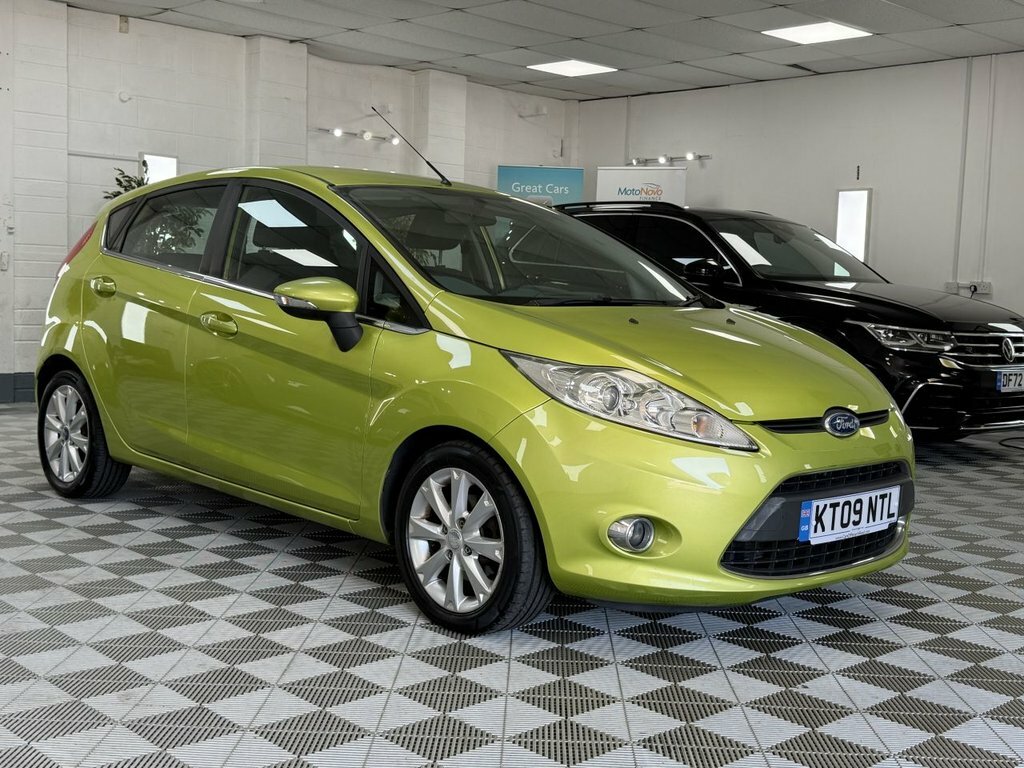 Ford Fiesta 2009 1.4 Zetec Hatchback 154 Green