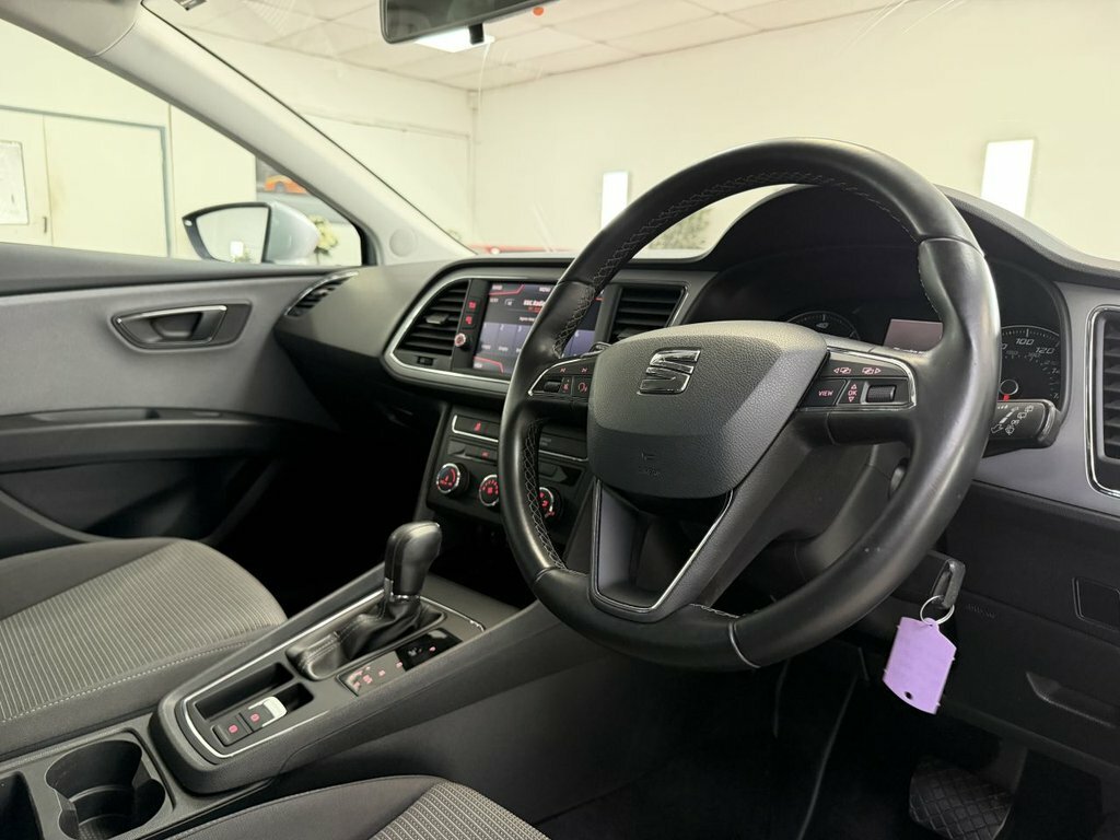 Seat Leon 2018 1.6 Tdi Se Dynamic Technology St D Silver #3