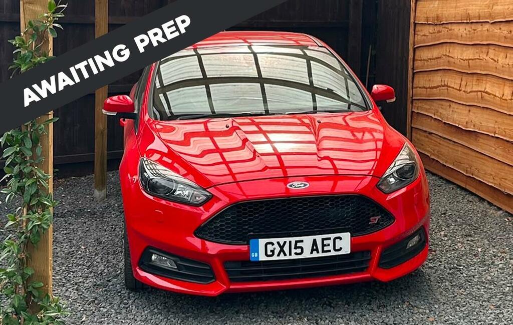 Ford Focus 2.0T Ecoboost St-3 Euro 6 Ss Red