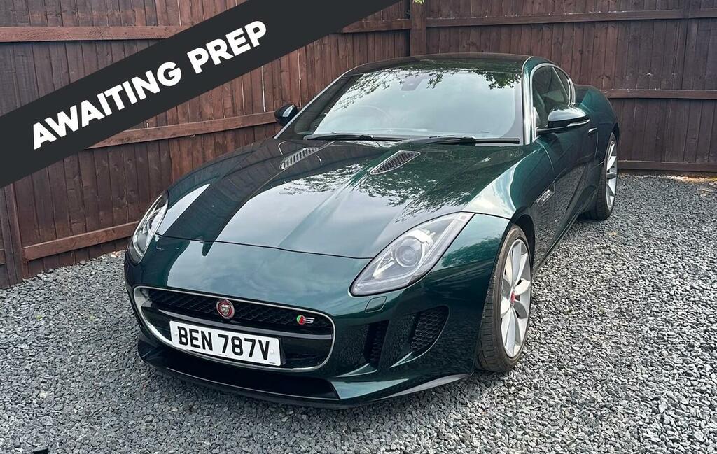 Jaguar F-Type S Green