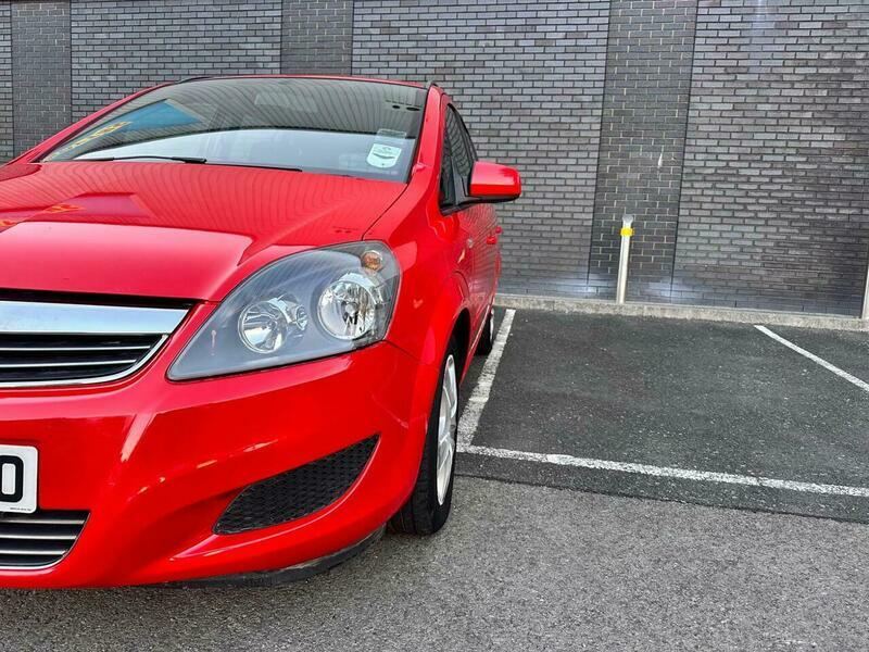 Vauxhall Zafira 1.8 16V Exclusiv Mpv White #7