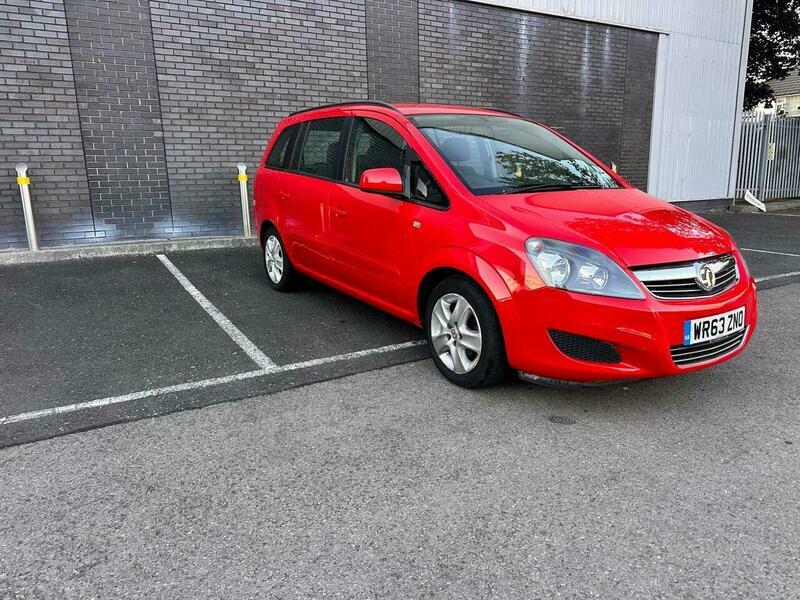 Vauxhall Zafira 1.8 16V Exclusiv Euro Red #4