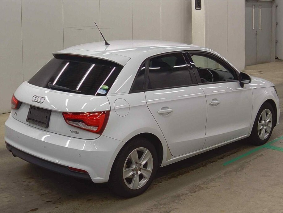 Audi A1 1.5 Tfsi 35 Black Edition Sportback S T Grey #2