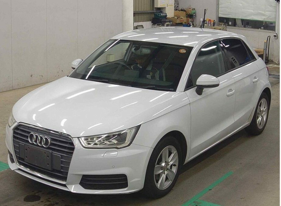 Audi A1 1.5 Tfsi 35 Black Edition Sportback S T Grey #1