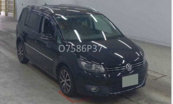 Volkswagen Touran 1.4 Tsi High Line Fresh Import Verified Mile Finan Black #2