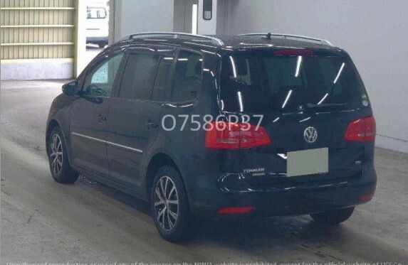 Volkswagen Touran 1.4 Tsi High Line Fresh Import Verified Mile Finan Black #4