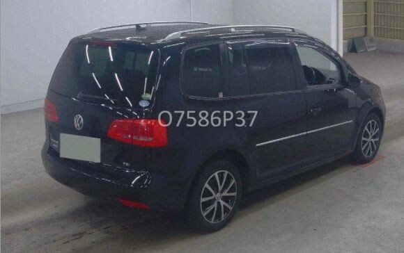 Volkswagen Touran 1.4 Tsi High Line Fresh Import Verified Mile Finan Black #3