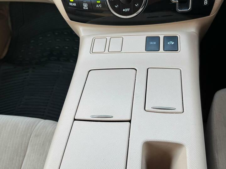 Toyota Estima 2.4L Mpv X Model Silver #26