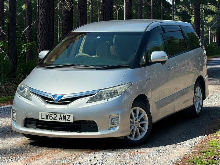 Toyota Estima 2.4 Hybrid Mpv  #2