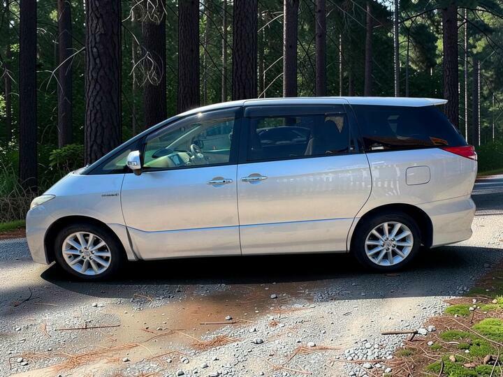 Toyota Estima 2.4 Hybrid Mpv  #4