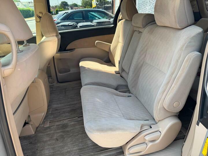 Toyota Estima 2.4L Mpv X Model Silver #16