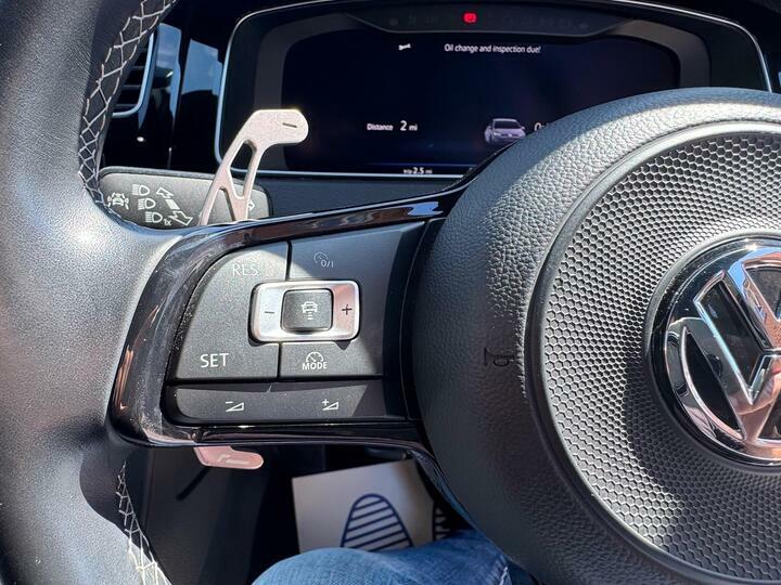 Volkswagen Golf R-line 1.5 Tsi Evo 150Ps 6-Speed Black #22