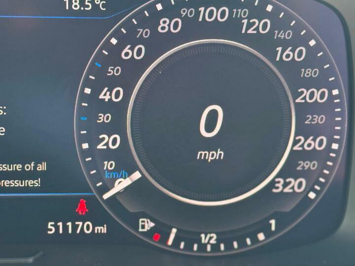 Volkswagen Golf R-line 1.5 Tsi Evo 150Ps 6-Speed Black #37