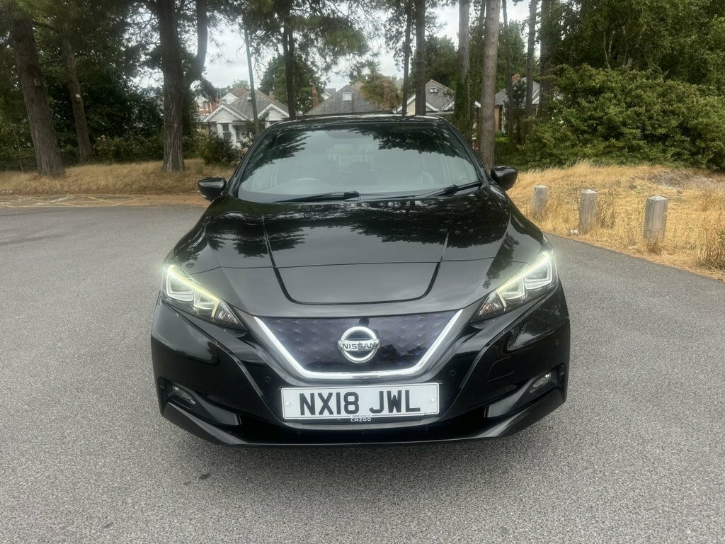 Nissan Leaf Hatchback Black #5