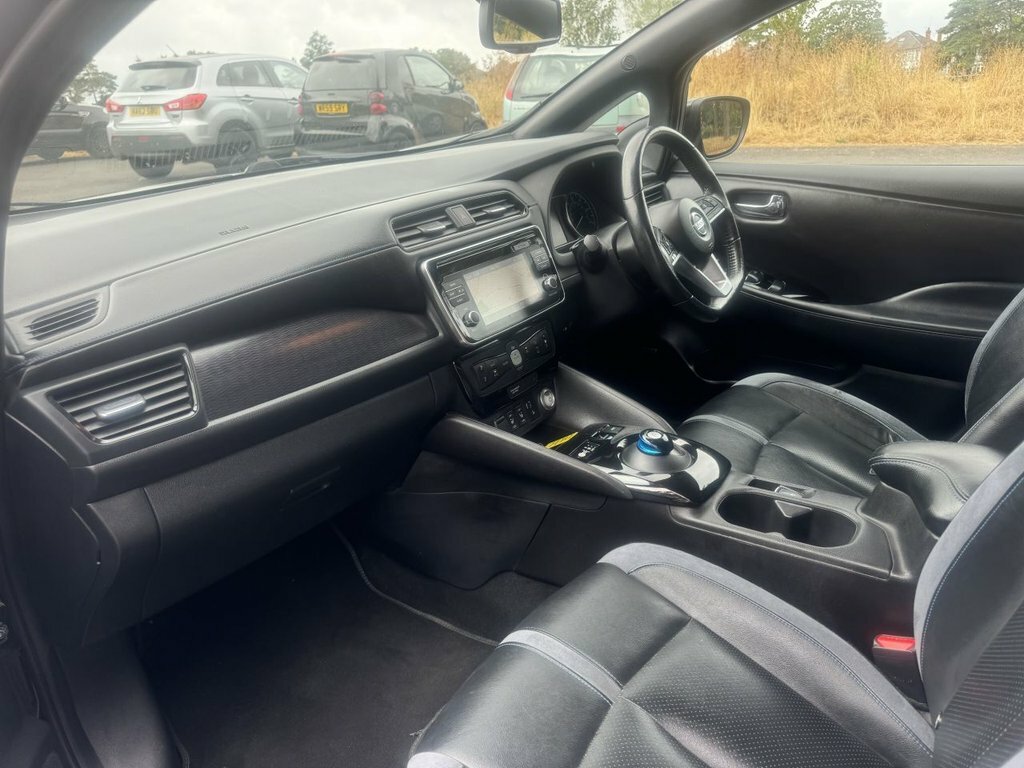 Nissan Leaf 40Kw N-connecta With Sat Nav And 360 View Cam Red #11