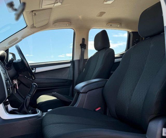 Isuzu D-Max 1.9 Td Yukon Nav 4Wd Euro 6 16,482 Car Detail #8