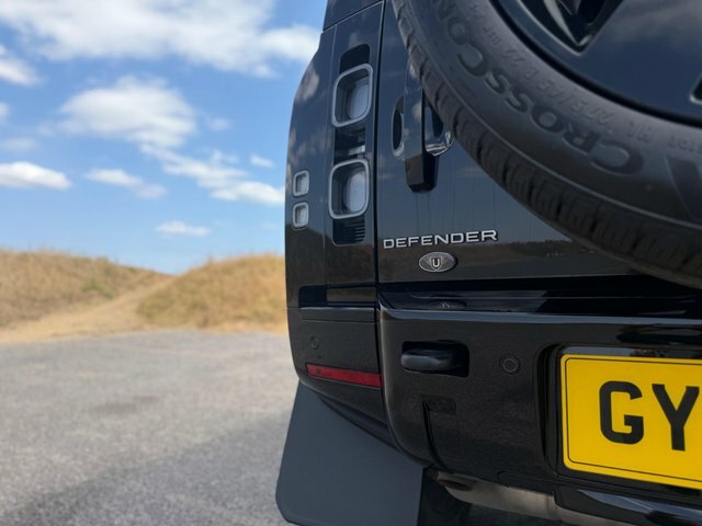 Land Rover Defender 110 Land Rover Estate Special E 2.0 D240 First Edition Silver #51