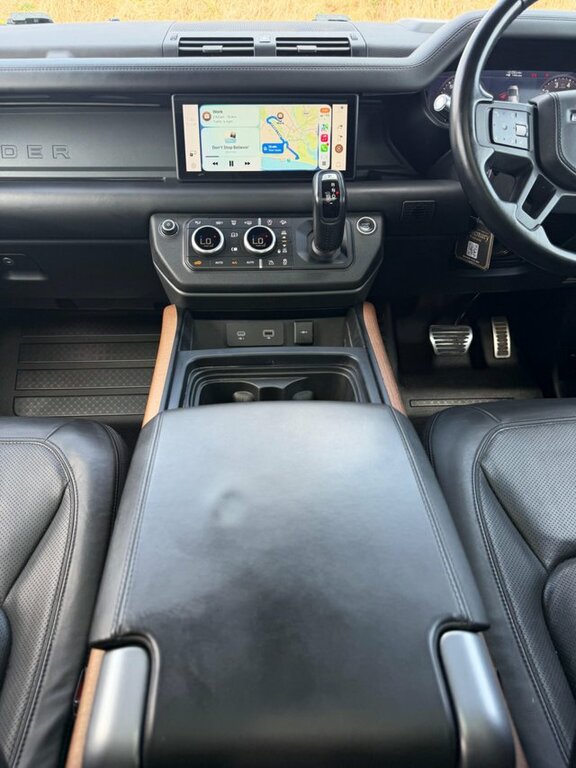 Land Rover Defender 110 Land Rover Estate Special E 2.0 D240 First Edition Silver #25