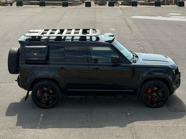 Land Rover Defender 110 Land Rover Estate Special E 2.0 D240 First Edition Silver #50