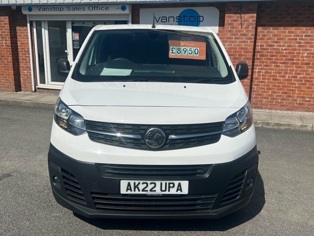 Vauxhall Vivaro Turbo D 2700 Dynamic White #4