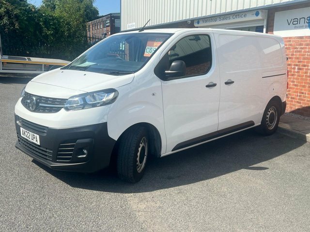 Vauxhall Vivaro Turbo D 2700 Dynamic White #2