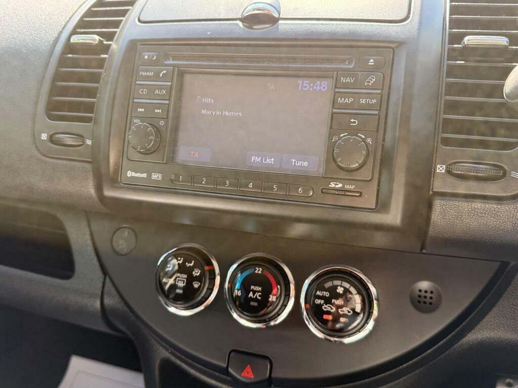 Nissan Note 2010 Nissan Notenbsp1.6 16V Tekna Euro 5 Blue #27