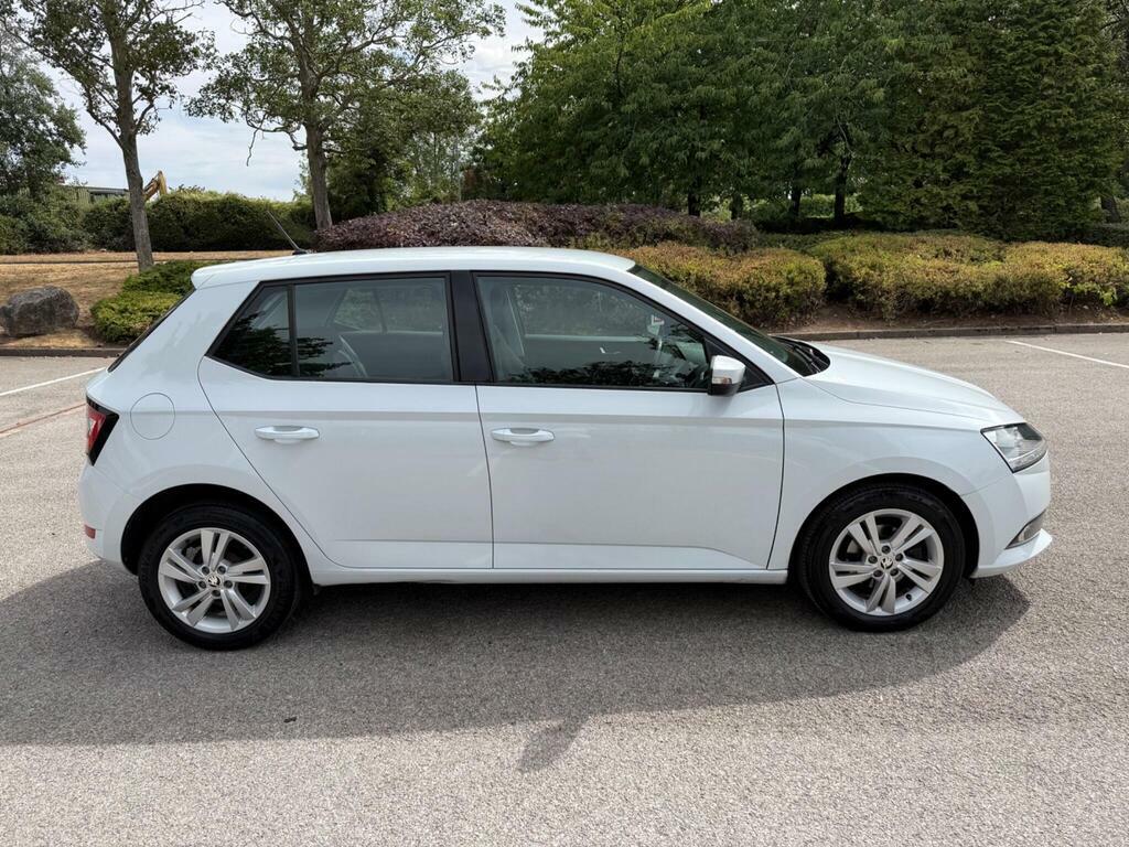 Skoda Fabia 1.0 Se Euro 6 S S White #2