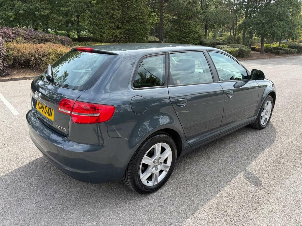 Audi A3 2.0 Tdi Se Sportback S Tronic Euro 5 S S Grey #4