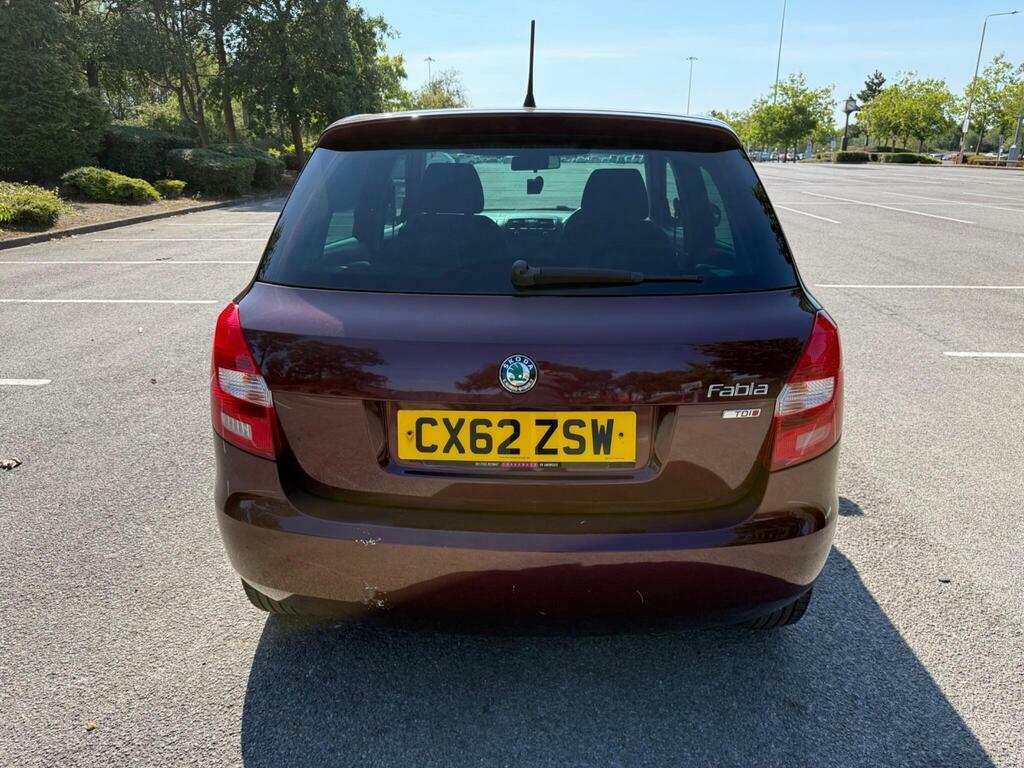 Skoda Fabia 1.6 Tdi Se Plus Euro 5 Red #5