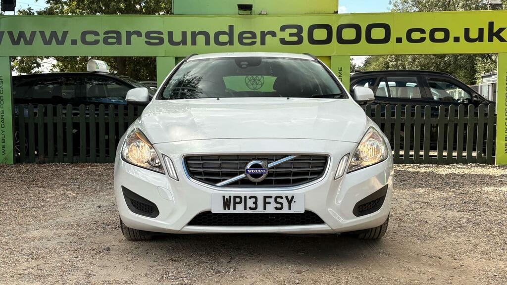 Volvo V60 1.6 D2 Es Nav Euro 5 Ss White #2