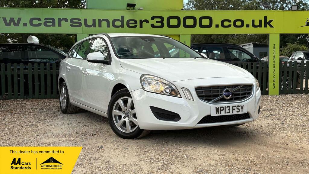 Volvo V60 1.6 D2 Es Nav Euro 5 Ss White