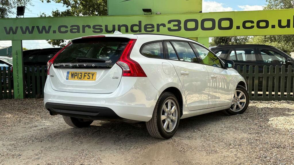 Volvo V60 1.6 D2 Es Nav Euro 5 Ss White #4