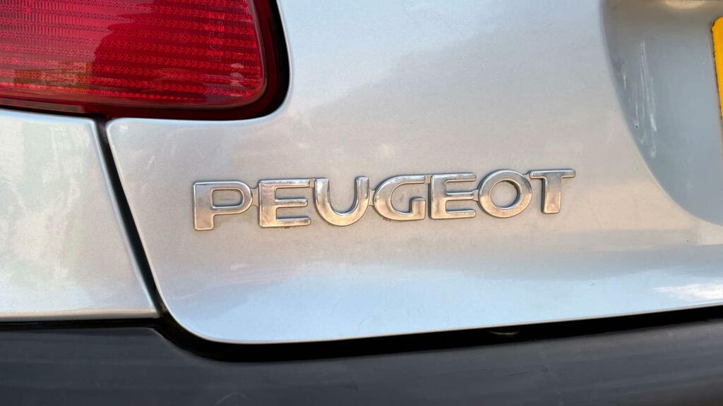 Peugeot 206 1.4 LX Red #33